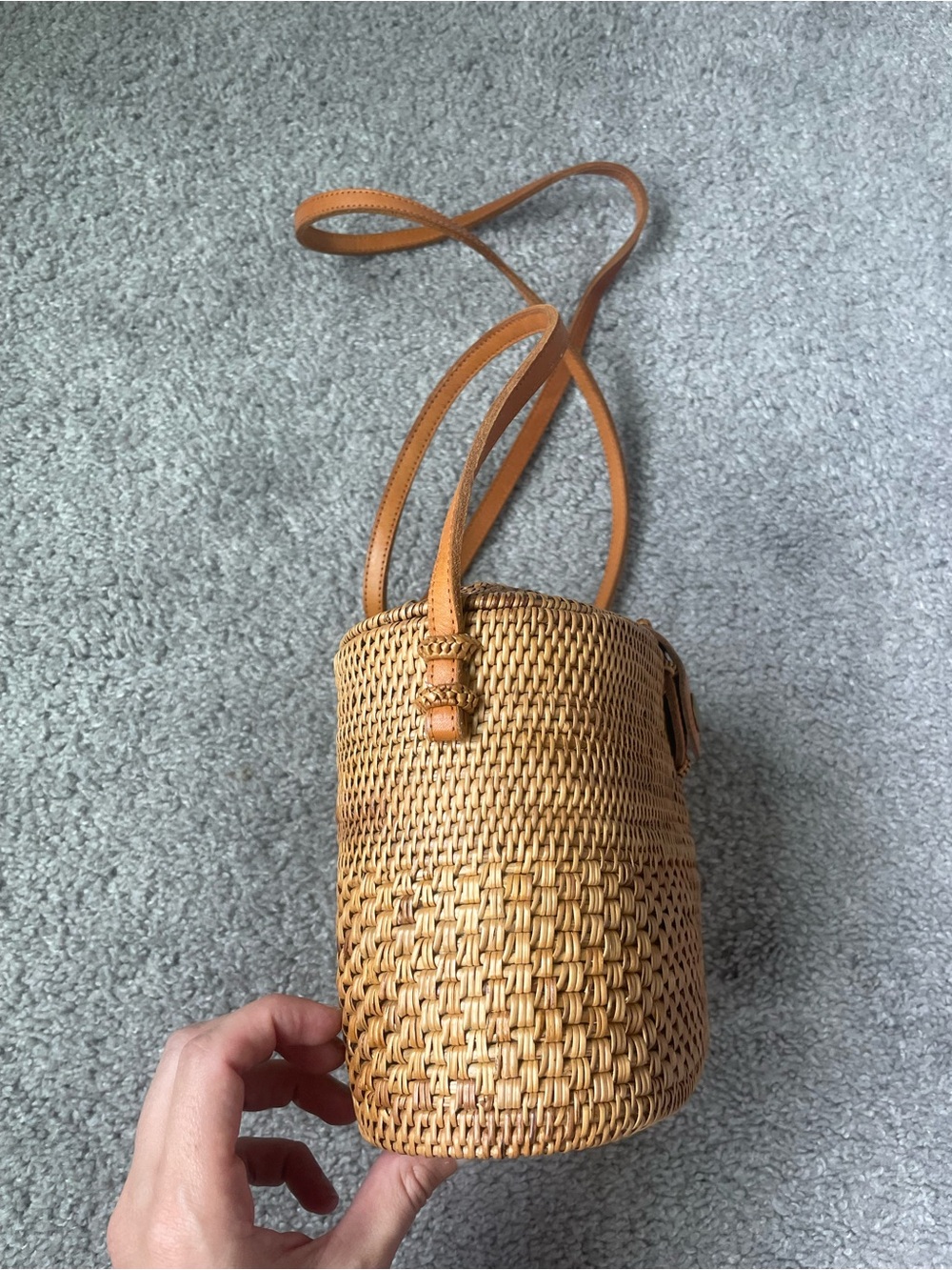 Woven Crossbody Shoulder Bag in Tan - Picture 2 of 3